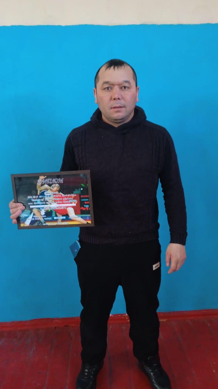 Еркін күрестен 2008-2010,2011-2012,2013-2014,2015-2016 ж   жасөспірімдер  арасында  Кербұлақ ауданының ашық  біріншілігінде  төрешілік  қызмет  көрсеткені үшін  дене  шынықтыру пән  мұғалімі  Дүйсебаев Ж М  ДИПЛОМмен марапатталды.